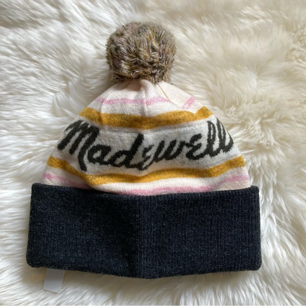 NWT Madewell Retro Pom-Pom Beanie